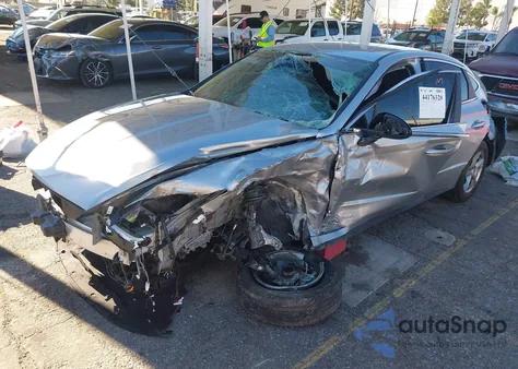 2021 Hyundai Sonata Se z USA, uszkodzony, nr VIN 5NPEG4JA4MH087877